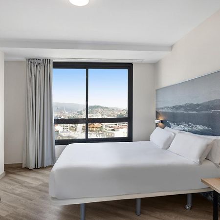 B&B Hotel Vigo Bagian luar foto
