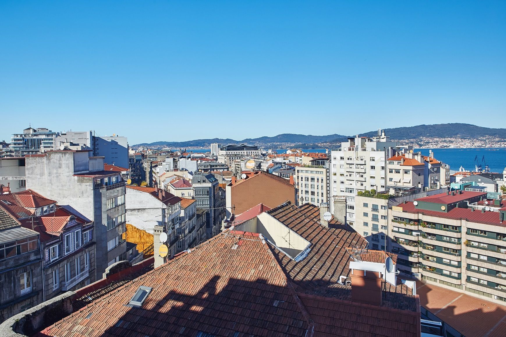 B&B Hotel Vigo Bagian luar foto