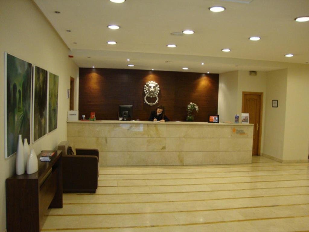 B&B Hotel Vigo Bagian luar foto