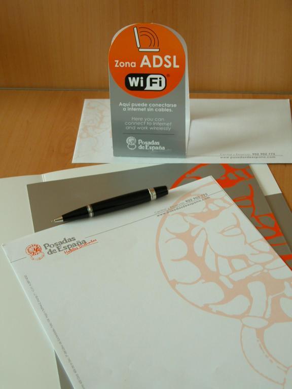 B&B Hotel Vigo Bagian luar foto