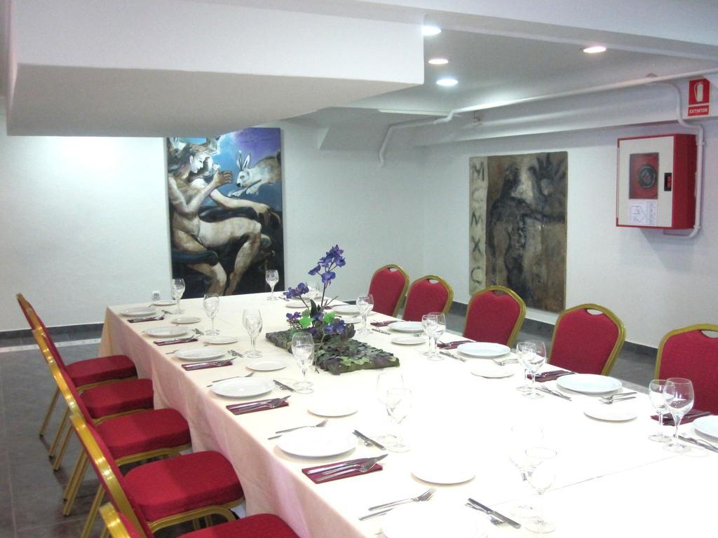 B&B Hotel Vigo Bagian luar foto